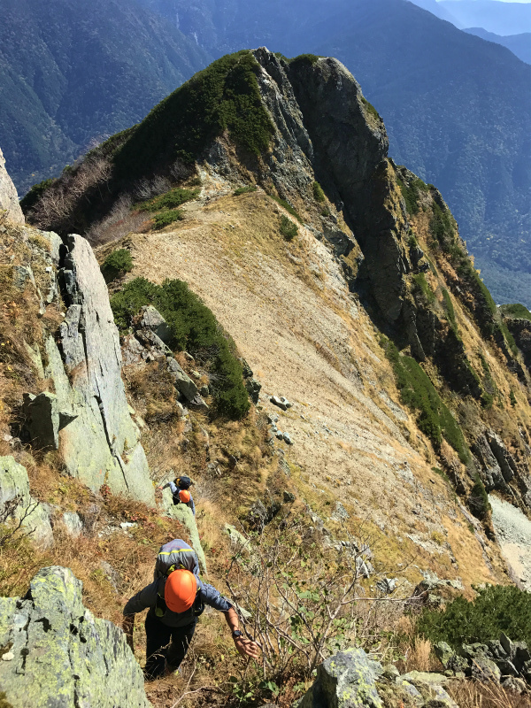 明神岳 Alpine Scrambling at Myojindake 2016/10/12-13_b0220886_22505816.jpg