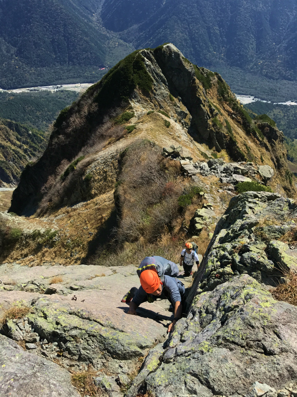明神岳 Alpine Scrambling at Myojindake 2016/10/12-13_b0220886_22512111.jpg