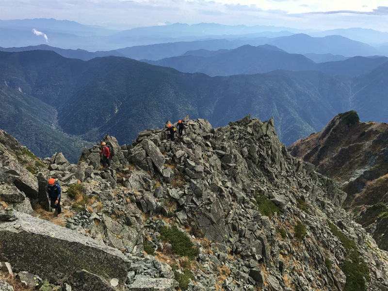 明神岳 Alpine Scrambling at Myojindake 2016/10/12-13_b0220886_22552577.jpg