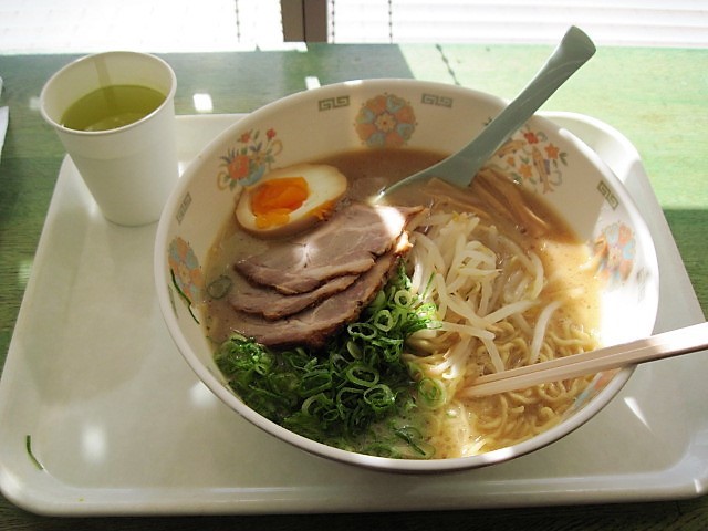 f0379049_02373390.jpg