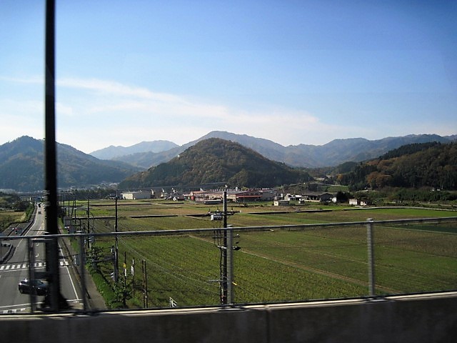 f0379049_02390927.jpg