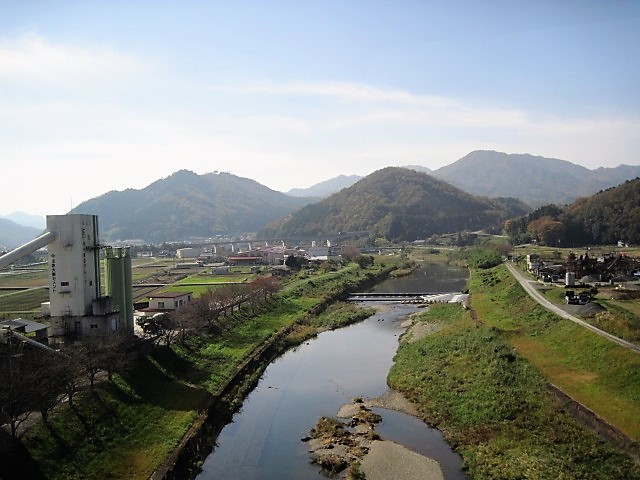 f0379049_02391517.jpg