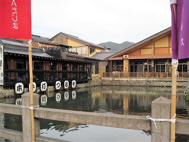 f0379049_02435546.jpg