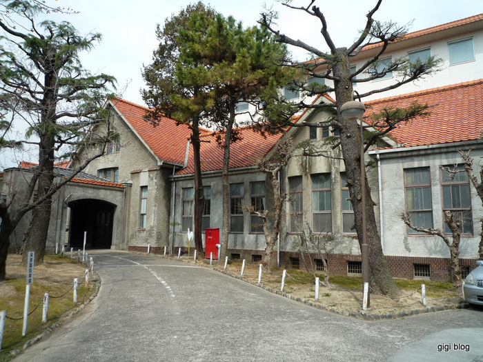 f0374868_07100709.jpg