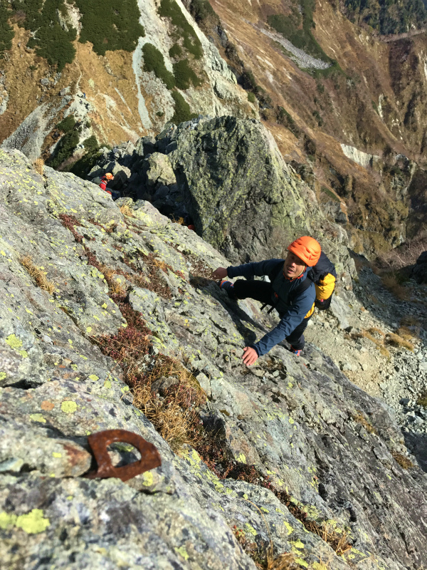 北穂高岳東稜&前穂高岳北尾根 Alpine Scrambling at Kitahodakadake and Maehotakadake 2016/10/12-13_b0220886_0234573.jpg