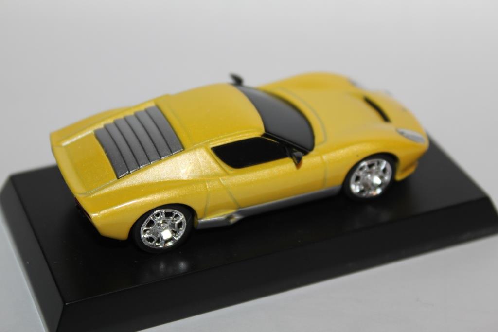 1/64 Kyosho Lamborghini 3 Miura Concept_b0285587_6454532.jpg