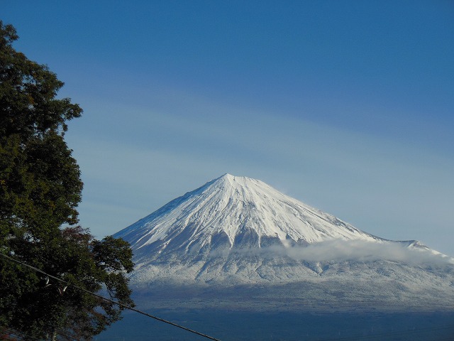 今日の富士山は銀世界_e0238112_17145235.jpg
