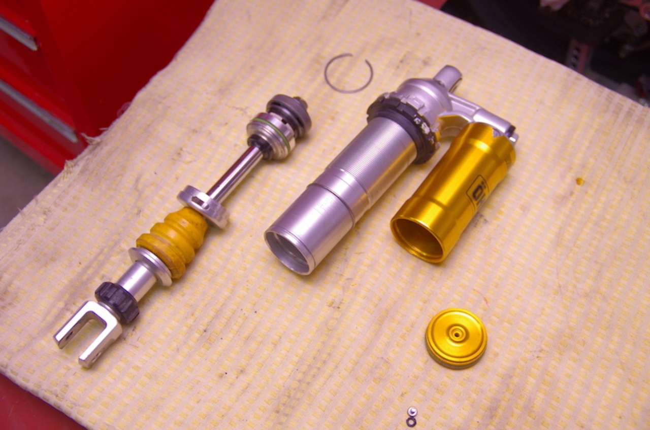 Tm125en リアオーリンズショック分解 だいちゃんガレージ