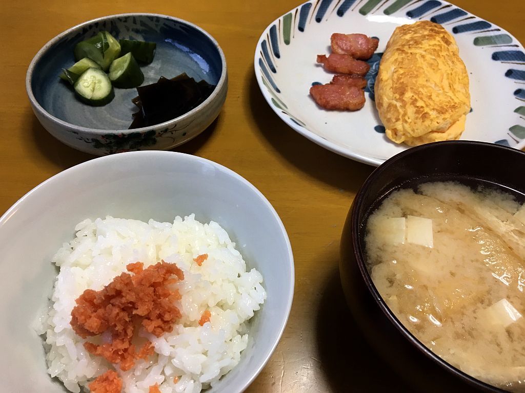 ラスト鮭瓶な朝餉_e0220163_19331960.jpg