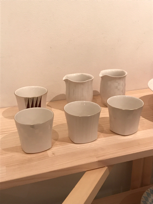 「白と色」展 搬入終了 2_b0353974_00302235.jpg
