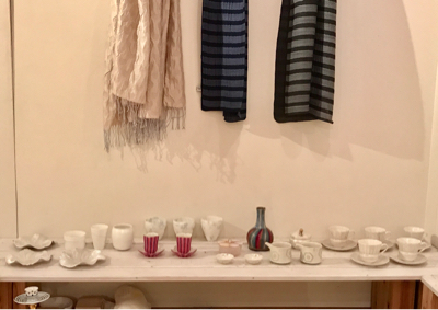 「白と色」展 搬入終了 2_b0353974_00302272.jpg