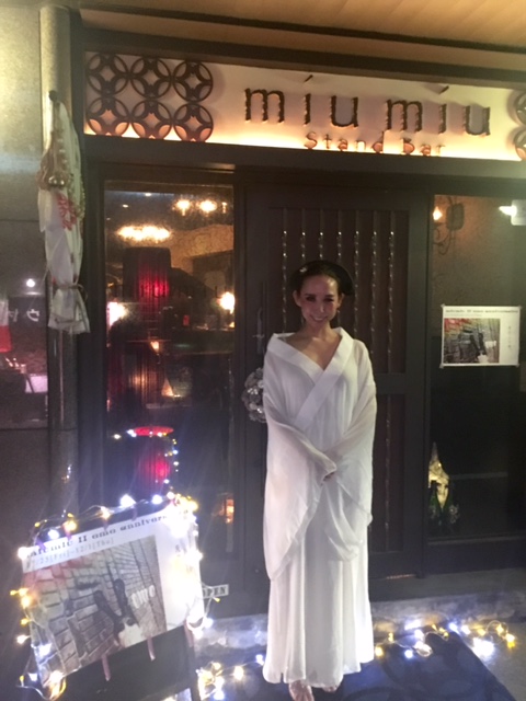 miumiu11周年記念祭り~①中国古代精霊絵巻~_a0050302_3264670.jpg