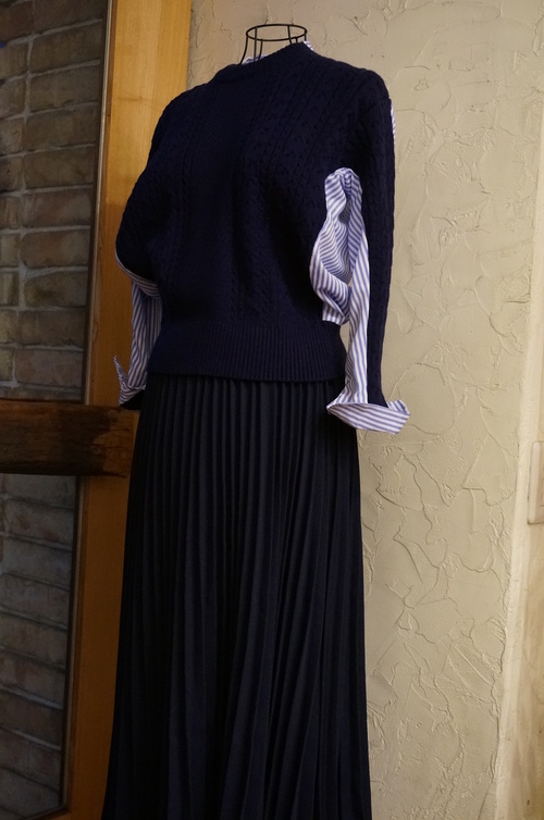 ☆新作の洋服入荷しました☆_a0143711_1758476.jpg