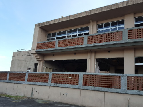 フクシマ中浜小学校廃墟と常磐線復旧現地を見た_e0016828_23012252.jpg