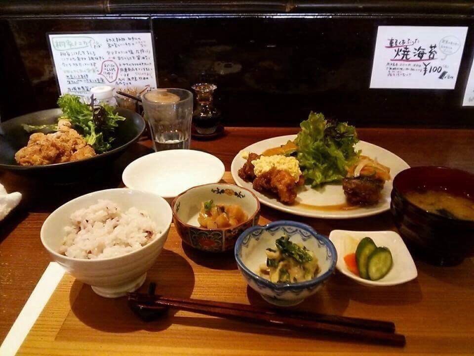 12月の【ON THE TABLE】のお知らせ ごはん食堂桐家さん。_e0060555_16112654.jpeg