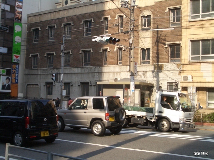 f0374868_12025274.jpg