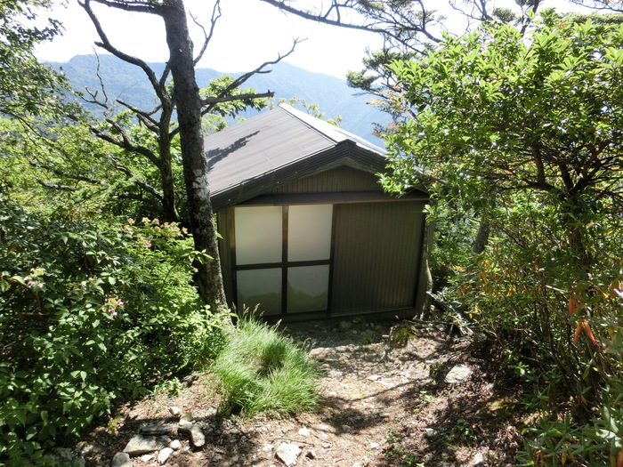 No452 石鎚山系筒上山_b0185573_15045100.jpg