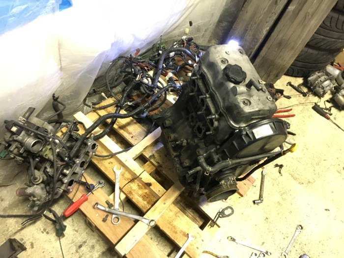 JA12 ジムニー エンジン載せ替え開始だで！…の巻 : Cool but natural