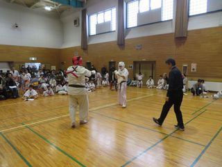 三村館長追悼 第19回住吉塾交流空手道大会_c0118332_14201564.jpg