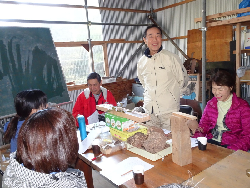 「里山ボランティア入門講座」「森林ボランティア32期同窓会」&交流会・・・孝子の森_c0108460_01200517.jpg