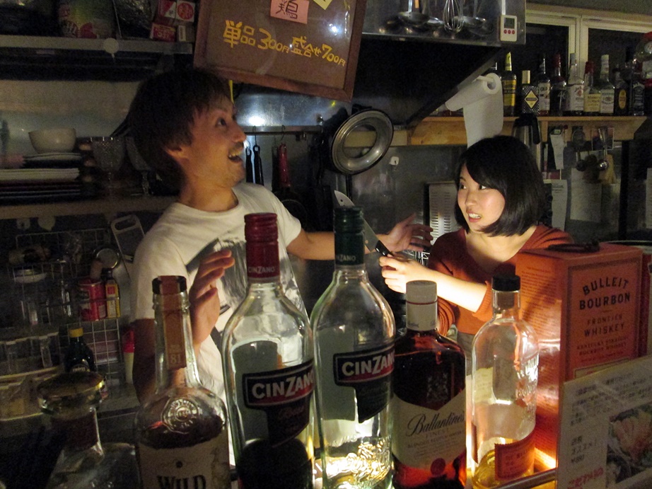 沖縄ツアー・その2(那覇飲み歩き)_f0050226_16441086.jpg
