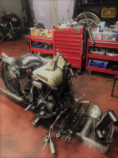 塗炭の苦しみ Cyla Motorcycle Dept