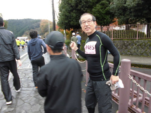 丹沢湖マラソン完走_e0240310_1818299.jpg