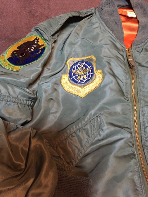 アメリカ仕入れ情報＃６　60s＆７０s　 U.S.A.F  L-2B  Jacket!_c0144020_221785.jpg