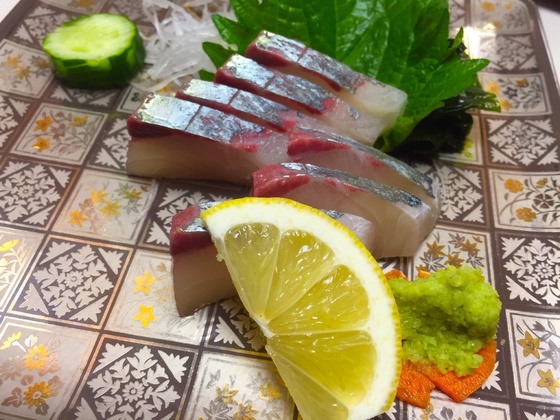 近所のおすし屋さん_a0258686_8471553.jpg