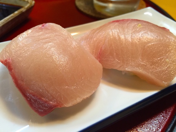 近所のおすし屋さん_a0258686_964839.jpg