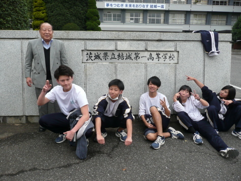 ２０１６年12月2日 茨城県立結城第一高等学校修学旅行事前平和学習　「沖縄戦場体験談」　その3_d0249595_13353465.jpg