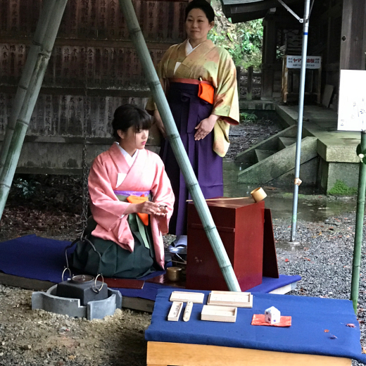 大石神社茶会_a0057140_09540516.jpg