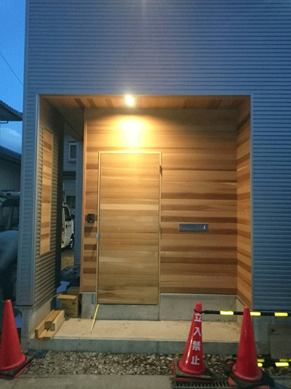 b0129758_13371012.gif