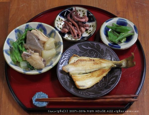 肉団子酢豚 ほっけのバター焼き御膳 Mana S Kitchen 肉団子酢豚 ほっけのバター焼き御膳 Mana S Kitchen