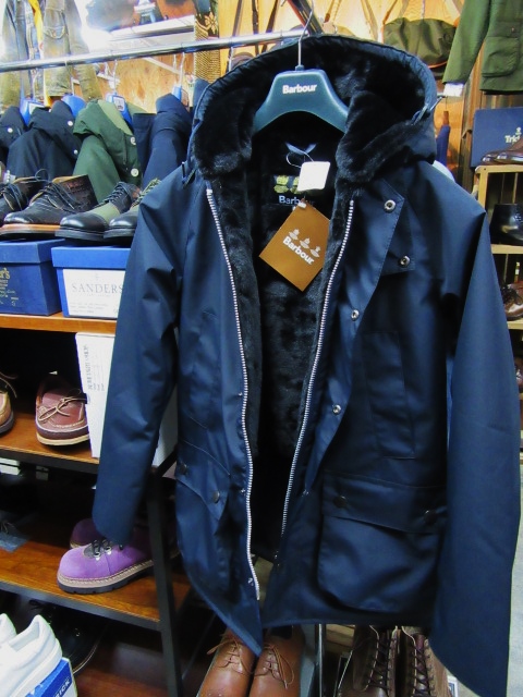 今の寒い時期に◎ 新型・登場★ Barbour ・・・ HOODED BEDALE SL JACKET!★! (再)_d0152280_10551888.jpg