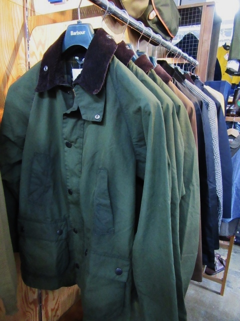 今の寒い時期に◎ 新型・登場★ Barbour ・・・ HOODED BEDALE SL JACKET!★! (再)_d0152280_1105263.jpg