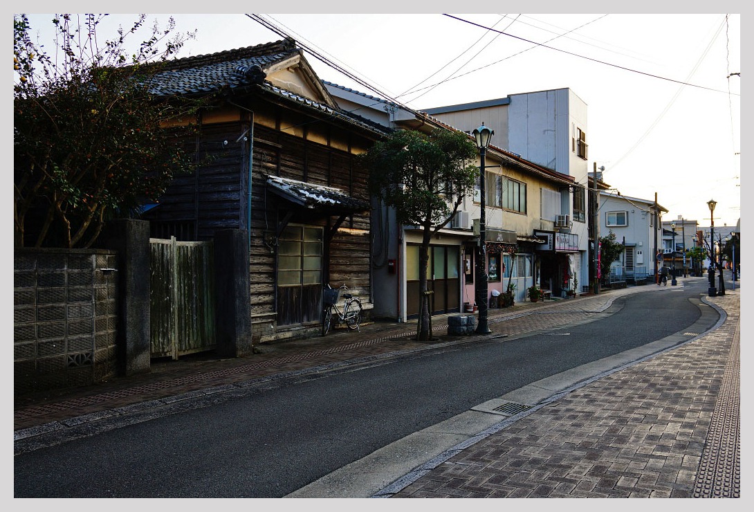 熊本・水俣駅前を歩く : □MAGの写真創庫□