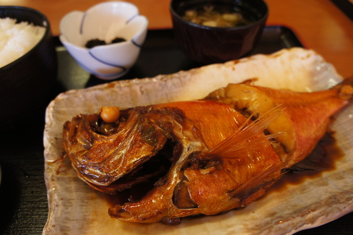 【金目鯛の煮付け】_f0215714_1854946.jpg