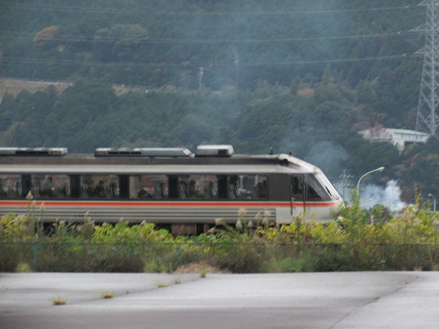 e0321325_1532255.jpg