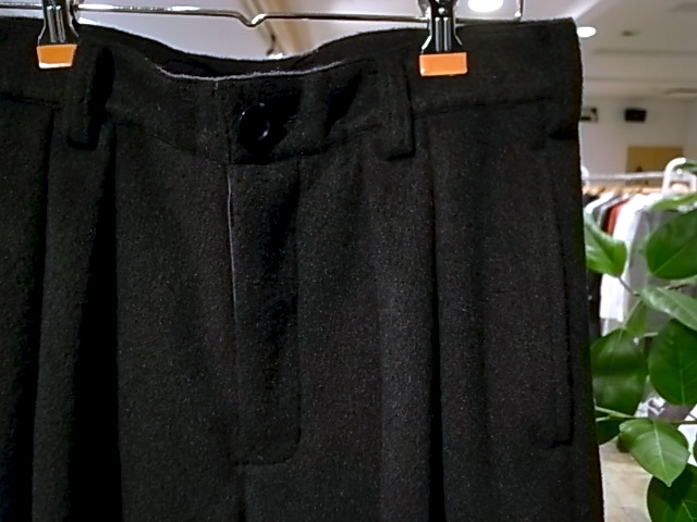 juha　CASHMERE WOOL 2TUCK OVER PANTS_d0269455_23492767.jpg