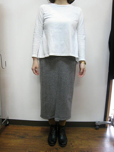 ｃｌｏｃｈｅ （ クロッシェ ）　ツイードタイトスカート  ＧＲＡＹ　_a0089359_14221541.jpg