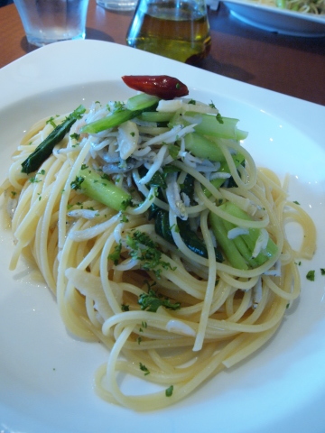お気に入りのイタリアンでランチ♪_b0331802_21082658.jpg