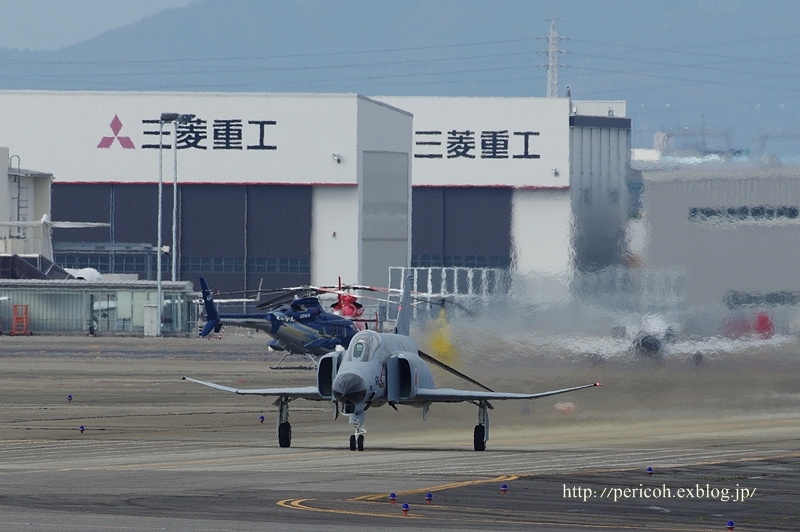 戦闘機も飛びます＠名古屋飛行場_c0354758_09321446.jpg