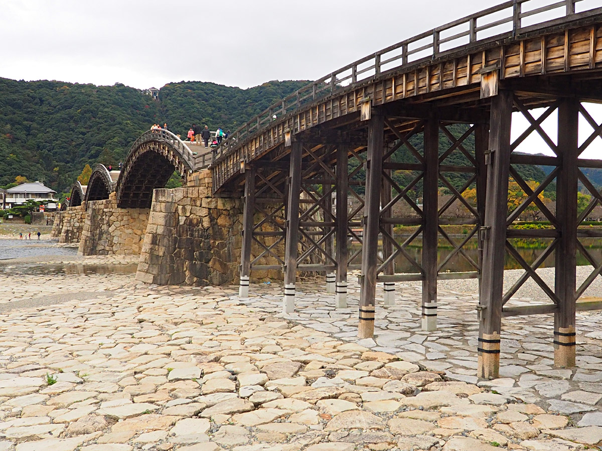 錦帯橋と岩国城_d0283373_16592288.jpg