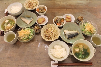 和室にこたつを出しました と 贈り物..。.:+:*・゜+.。_d0249193_15570773.jpg