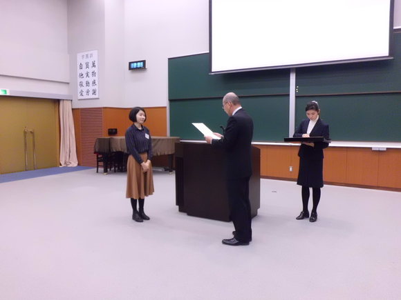 東大阪大学外国人弁論大会_e0175020_206610.jpg