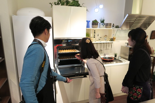 ★最新型のMiele電気オーブンを使った『Try Miele!』の模様です♪_c0156359_1711196.jpg