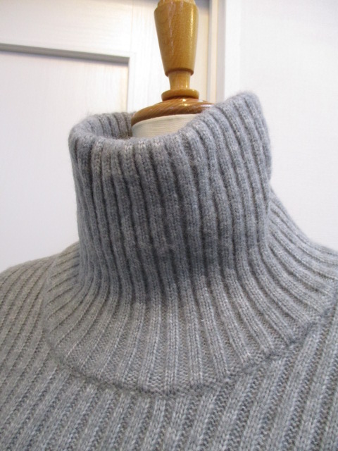 トゥデイフル TODAYFUL Rib Turtle Knit_e0076692_15304277.jpg