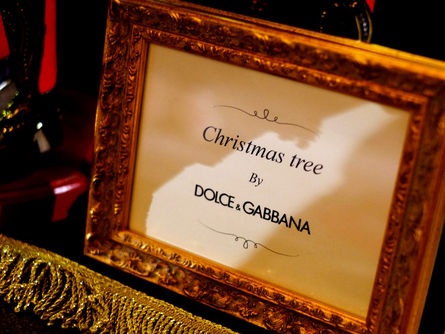 「クリスマスがやってきたー♪今年はドルチェ＆ガッバーナ」_a0000029_13435732.jpg