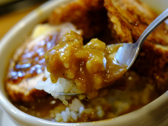 「新宿 王ろじのとん丼」_a0000029_1922171.jpg
